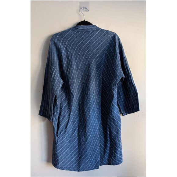 19. Cleio Bleu striped collarless open back top - Picture 2 of 4